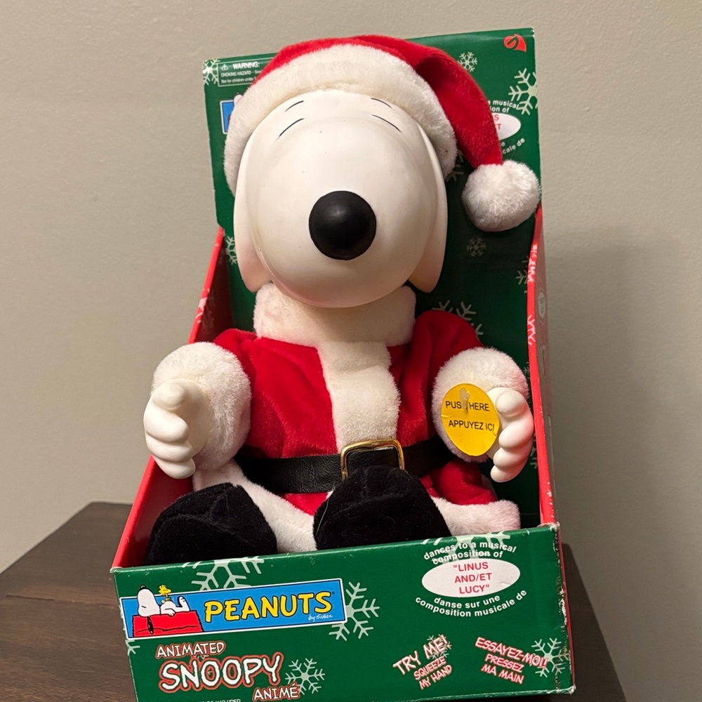Christmas Snoopy Gemmy Animated New in Original Box.